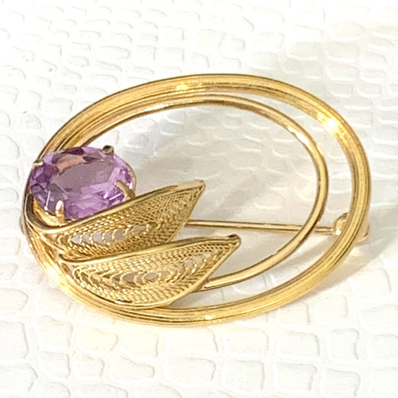 RARE-Antique 14 Karat Yellow Gold Filled Filigree Amethyst Brooch - Picture 2 of 16